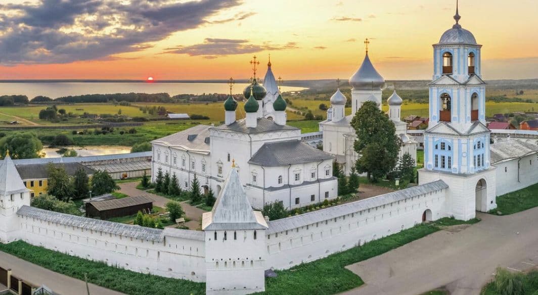 Никитский монастырь 