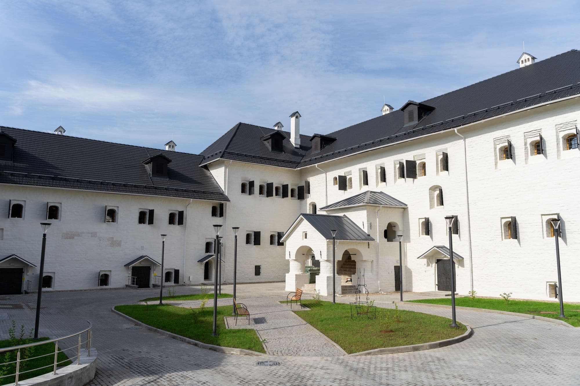 Поганкины палаты